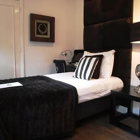 Hotel Landgoed, Jachtslot De Mookerheide 3*